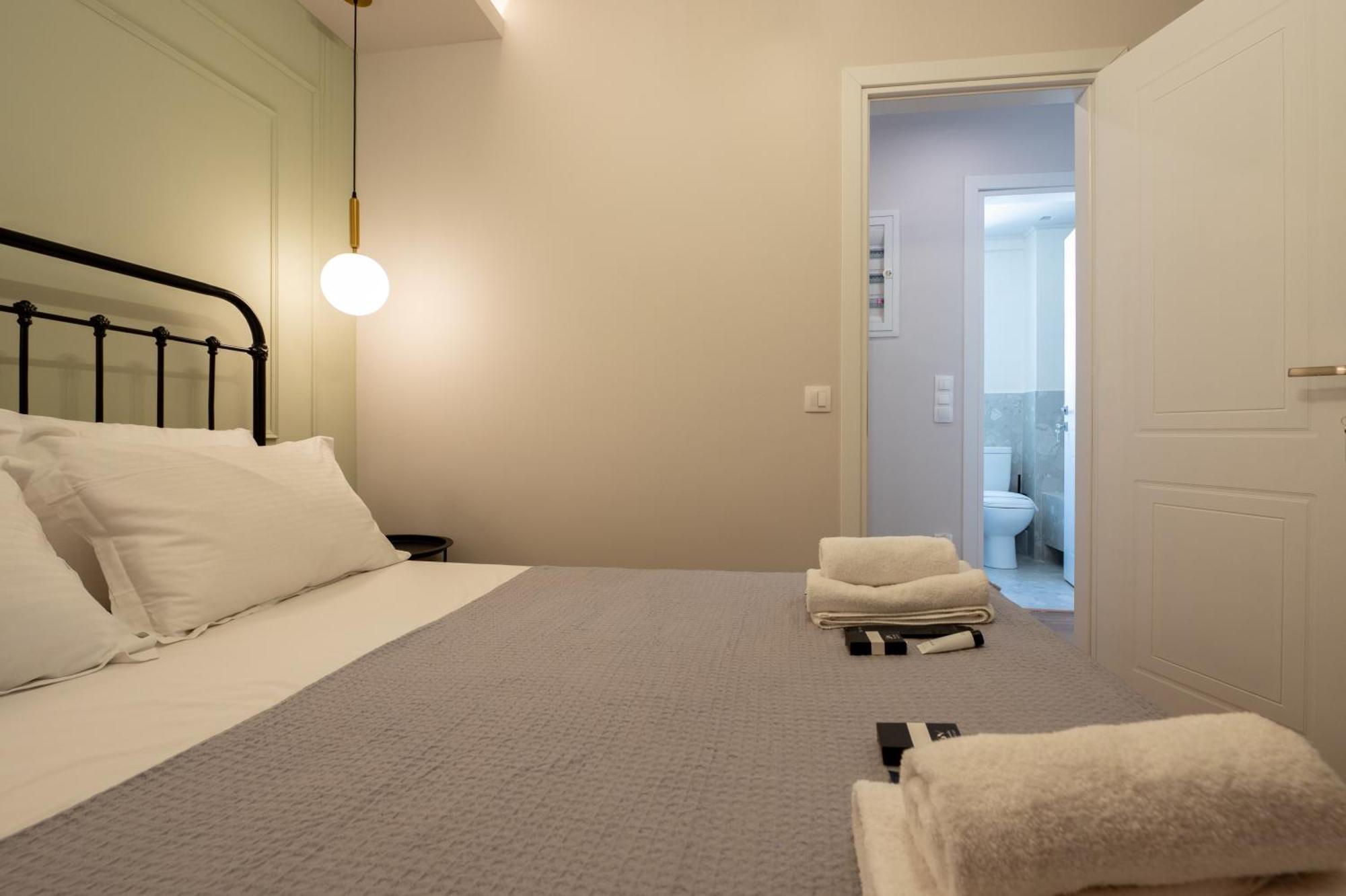 Live Life Plaka Apartment Athens Exterior photo